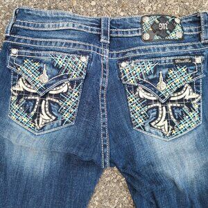 Miss Me women's size 31 x 31 Mid Rise Skinny jeans womens BKE Buckle